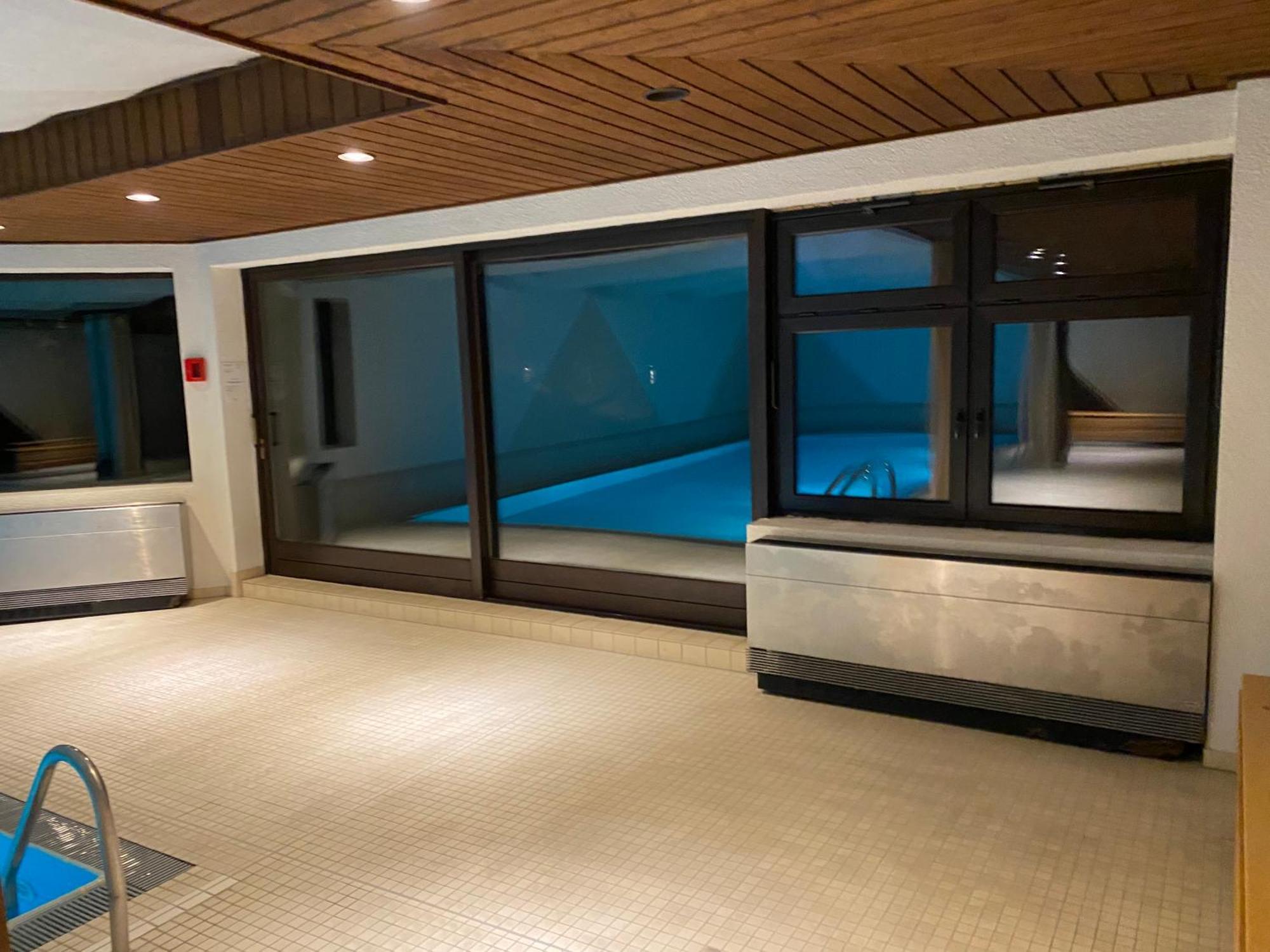 Workation Nature View Mit Balkon, Indoor Pool, Kueche Tiefgarage Auf Anfrage Wiesbaden Luaran gambar
