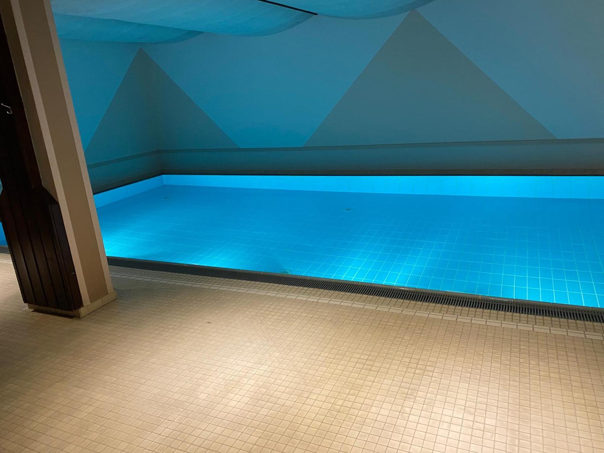 Workation Nature View Mit Balkon, Indoor Pool, Kueche Tiefgarage Auf Anfrage Wiesbaden Luaran gambar