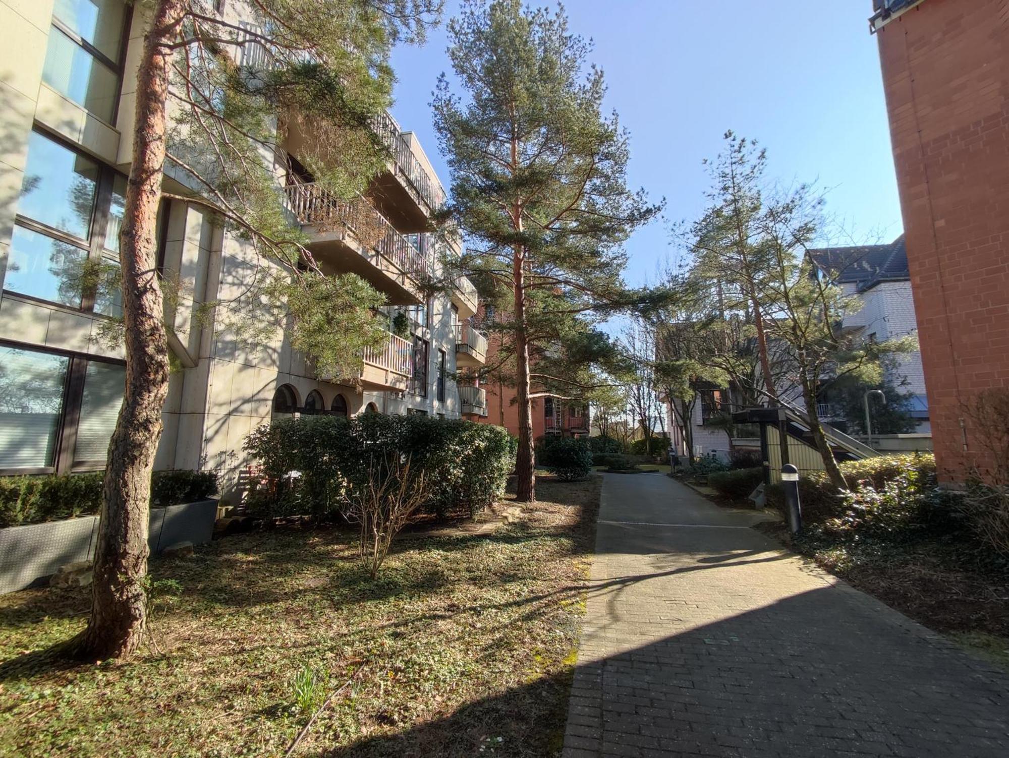 Workation Nature View Mit Balkon, Indoor Pool, Kueche Tiefgarage Auf Anfrage Wiesbaden Luaran gambar